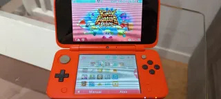 Nintendo 2DS XL Pokeball Edition