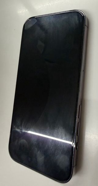 iPhone 14 Pro morado