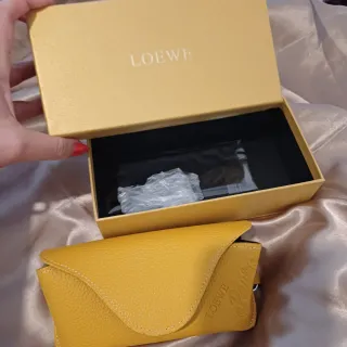 Gafas de Sol Loewe Negras y doradas