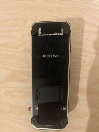 Pedal Guitarra Cry Baby Wah 95q