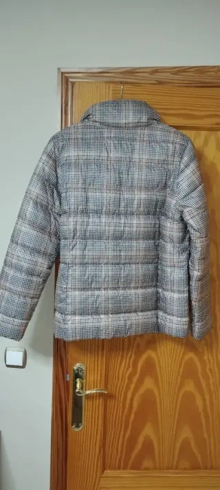 Chaqueta acolchada cuadros mujer