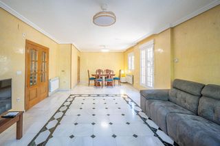 Chalet en venta en Cerrillo de Maracena - Periodistas en Granada