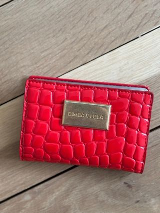 Tarjetero Bimba y Lola Rojo - Efecto Cocodrilo