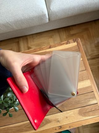 Tarjetero Bimba y Lola Rojo - Efecto Cocodrilo