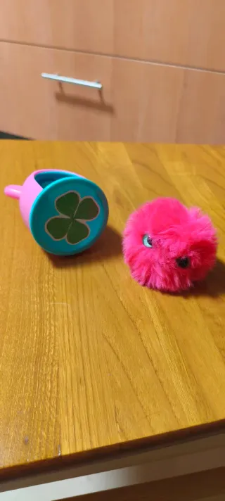 Cuty Cuty Pon Pon Polly.