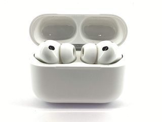 in-ear apple airpods pro 3