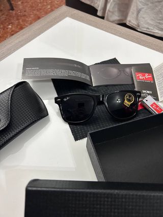 Gafas de Sol Ray-Ban Tech Negras