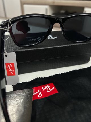 Gafas de Sol Ray-Ban Tech Negras