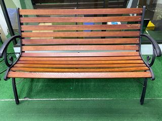 Banco de madera exterior