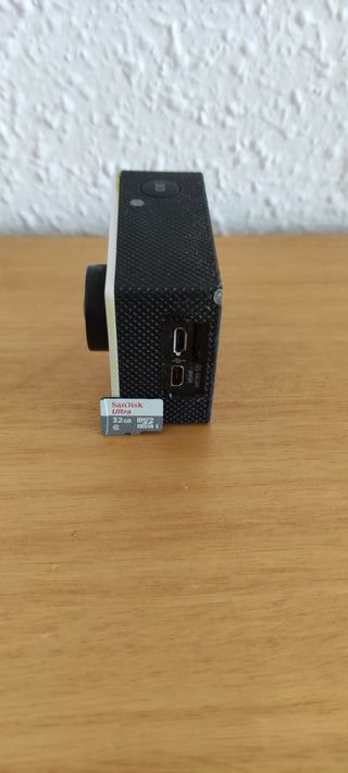 Cámara acción deportiva SJ4000 WIFI + Accesorios