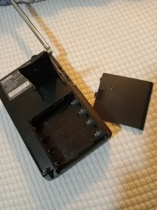 Mini TV Casio TV-410 LCD Color Vintage