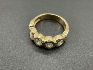 anillo oro 18k con piedra con diamante