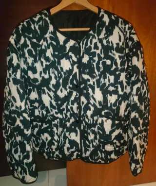 Chaqueta Cropped Estampada