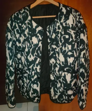Chaqueta Cropped Estampada