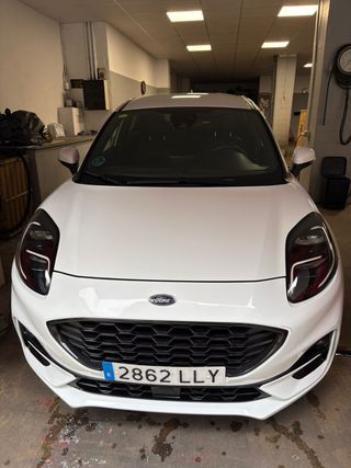 Ford Puma 2020 (coche de reestreno esta nuevo)