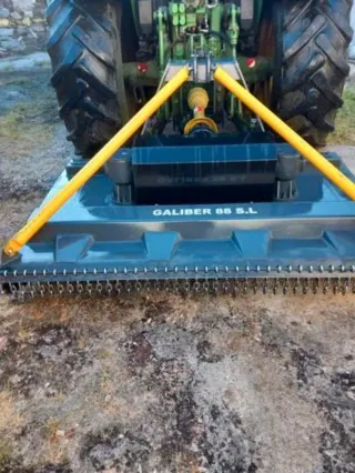 Desbrozadora 2 rotores usada