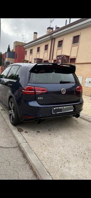Volkswagen Golf 2015