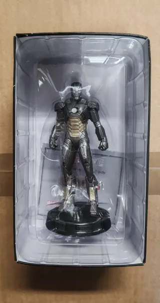 Figura Iron Man Mark 12 Prototype de Marvel Movie