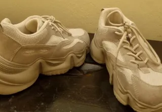 Zapatos beige unisex