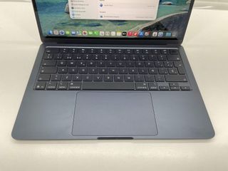 portatil apple apple macbook air m4 10-core 4.4 13 (8gpu) (2025) (a3240)