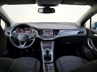 Opel Astra 110cv CDTI 5 P