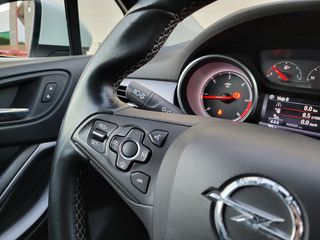 Opel Astra 110cv CDTI 5 P