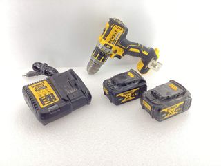 taladro a bateria dewalt dcd795