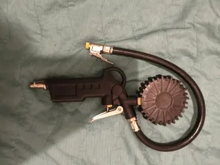 Manómetro de aire para neumáticos