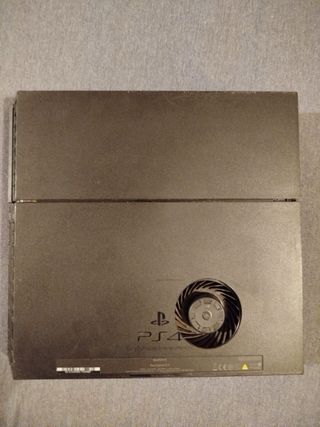 Consola PS4 + 2 Mandos + 4 Juegos