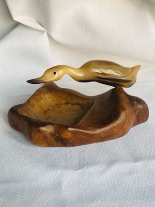 FIGURA ARTESANA DE CUERNO CUENCO MADERA CENICERO