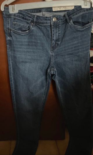 Pantalón skinny fit azul