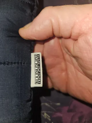 Plumífero Napapijri Azul y Negro