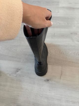 Botas Zara Negras Cocodrilo