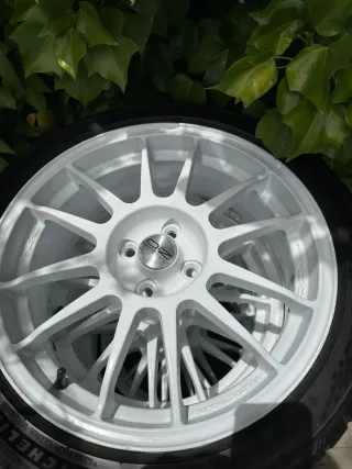 Llantas OZ Racing Blancas