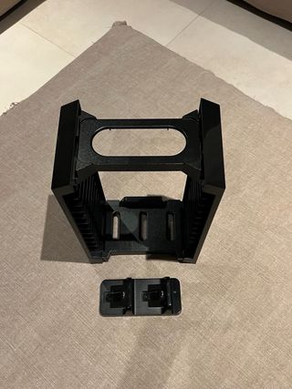 Torre de carga y almacenamiento de videojuegos