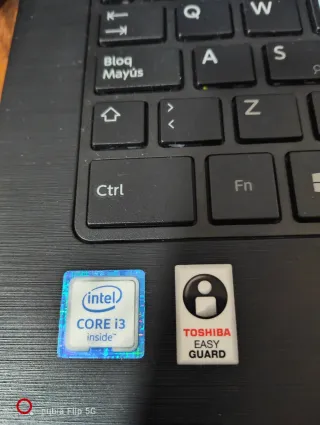 Portátil Toshiba Satellite Pro Negro procesador i3