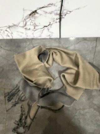 Bufanda Adolfo Domínguez Gris y Beige