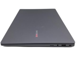 pc portatil samsung 750xgk