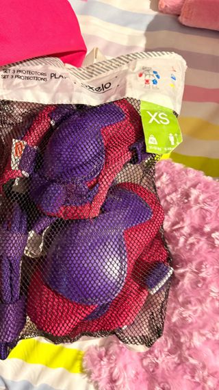 Patines en línea y protecciones infantiles