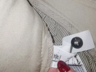 Pantalón pitillo Massimo Dutti beige ribete marrón