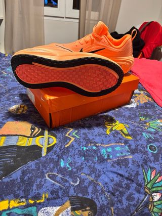 Nike Vomero 18 Plus Naranja