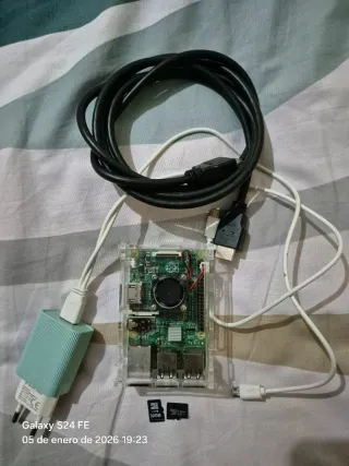 Raspberry Pi 2 B + 2 Tarjetas SD 32GB y 128GB