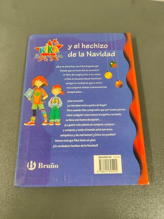 Kika Superbruja y el hechizo de la Navidad (Kika Superbruja/ Kika Super Witch) (Spanish Edition)
