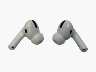 in-ear apple airpods pro