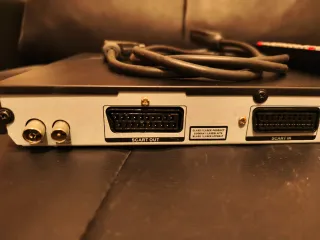 Reproductor DVD Boston DTT8100