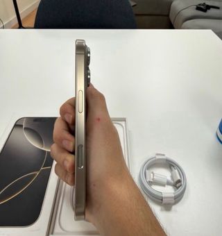 iPhone 16 Pro 256GB Gris