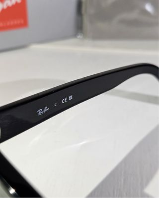 Occhiali Ray-Ban Phil Nero