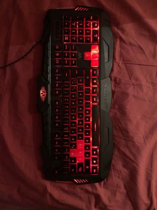 Teclado Gaming Woxter Retroiluminado LED