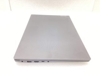 pc portatil lenovo 83a1