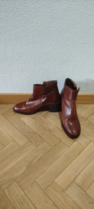 Botines de piel marrones talla 40